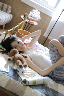 那个女孩的、俘虏